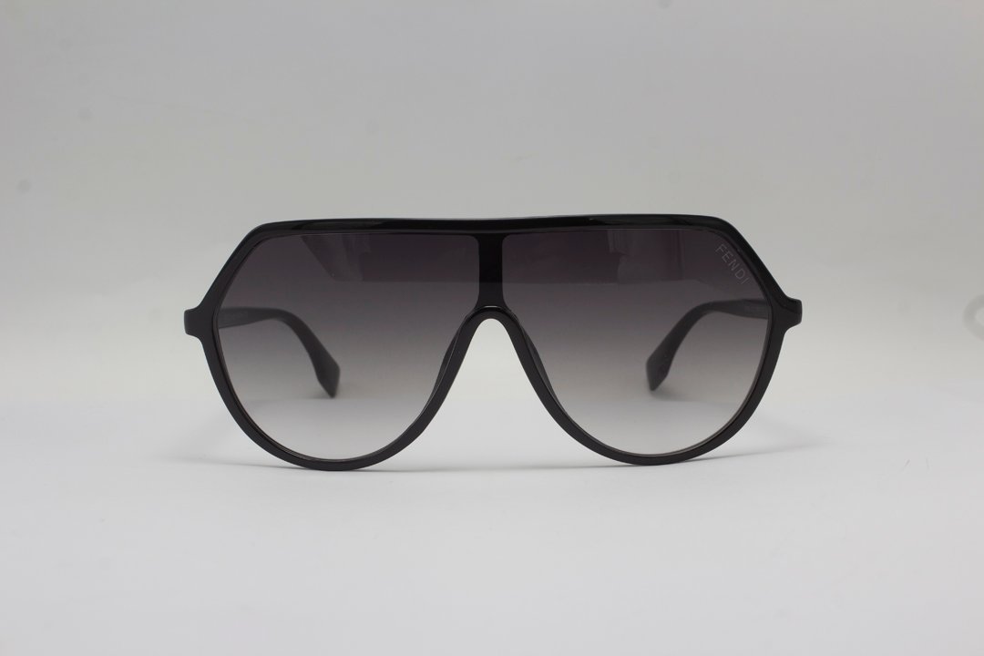 IMG_0856 Fendi Sunglasses FF0377